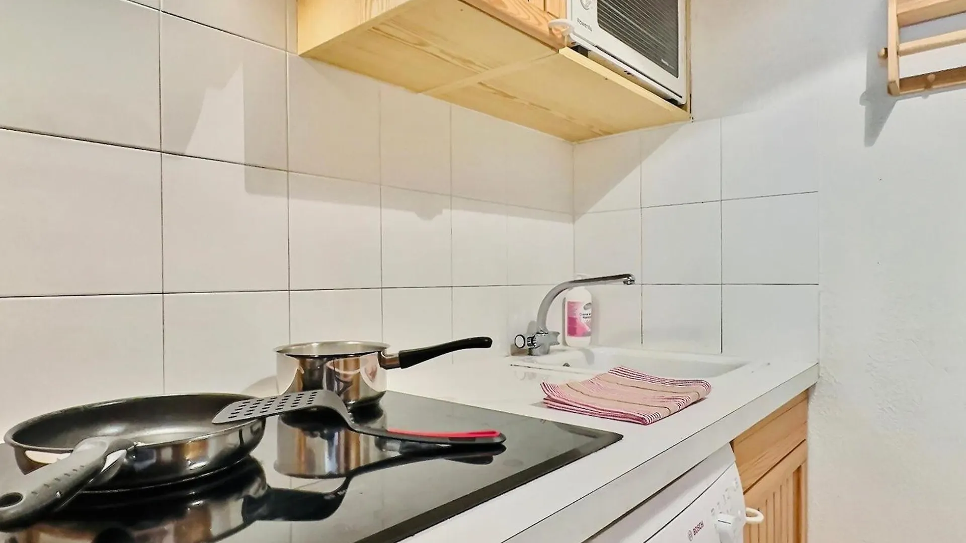 Confortable Appartement 3 Pieces Pour 6 Personnes, Proche Centre De Val D'Isere - Fr-1-411-925